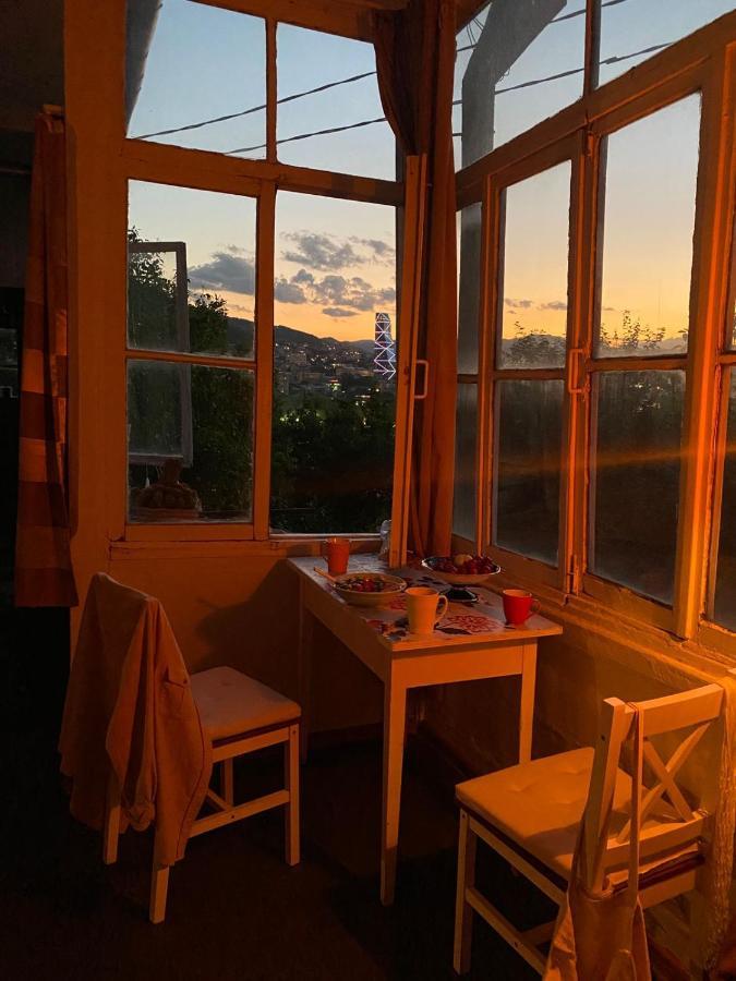 Appartement Дом Тины à Tbilissi Extérieur photo